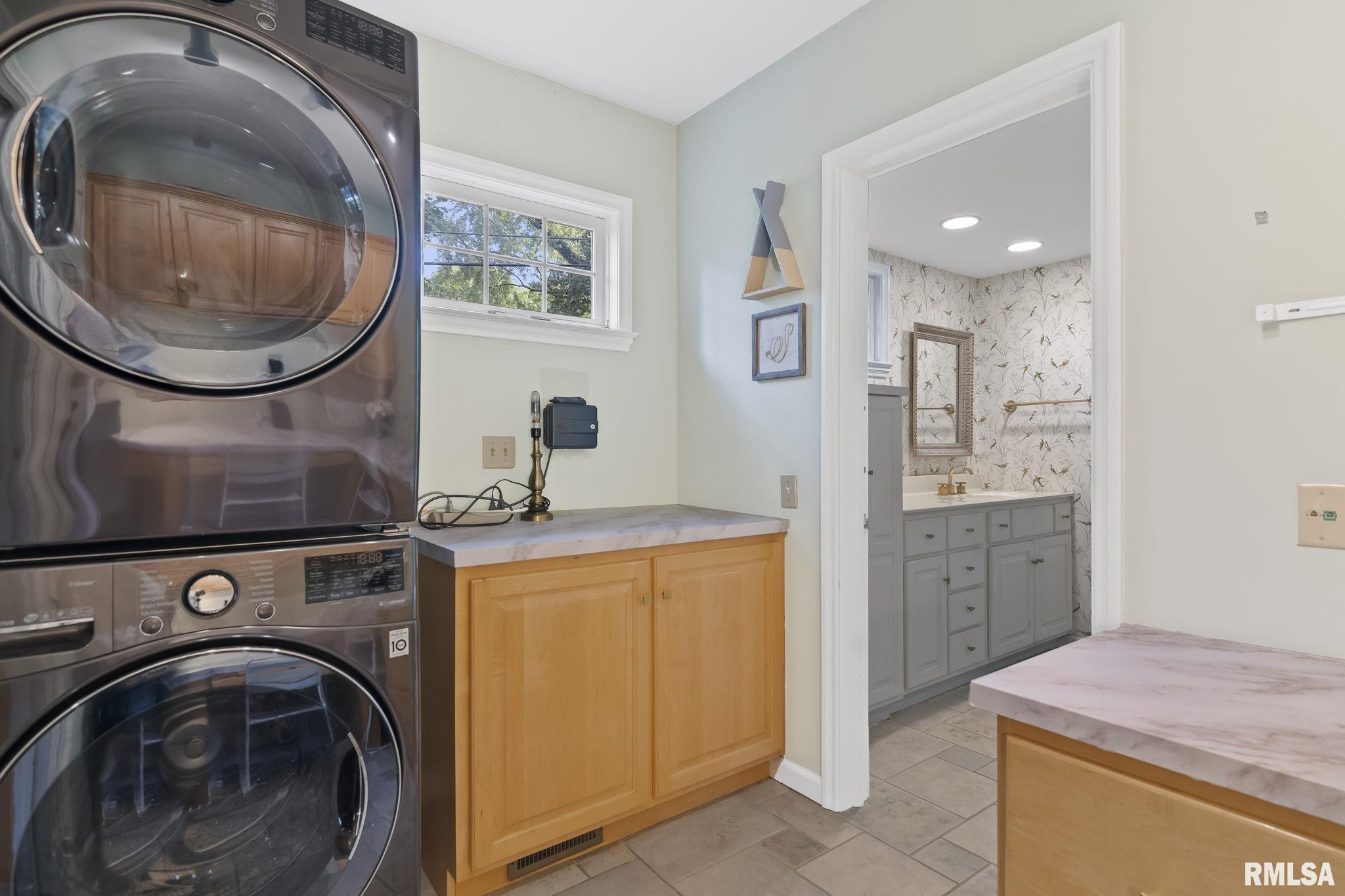 26 PINE TREE Drive
