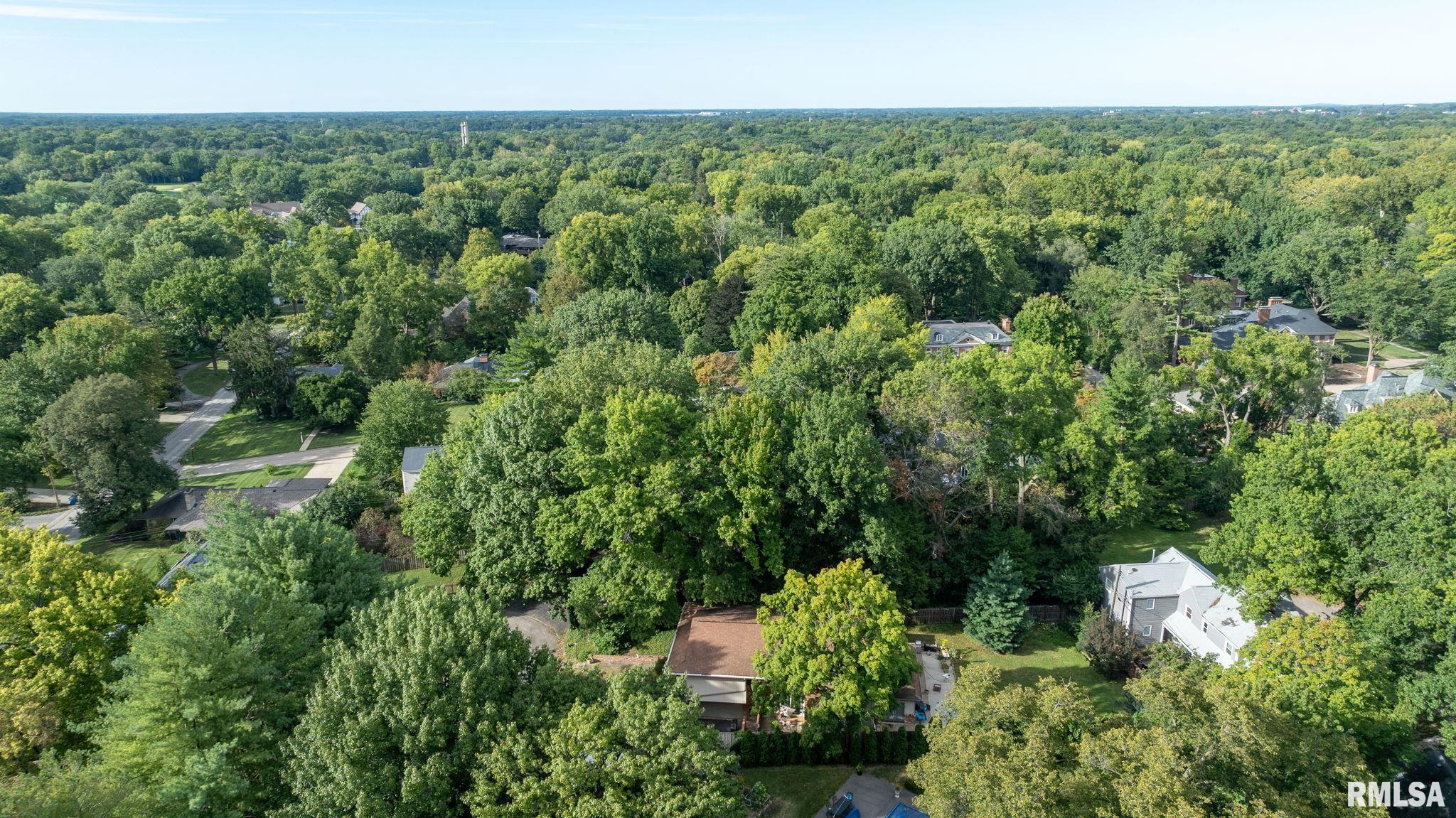 26 PINE TREE Drive