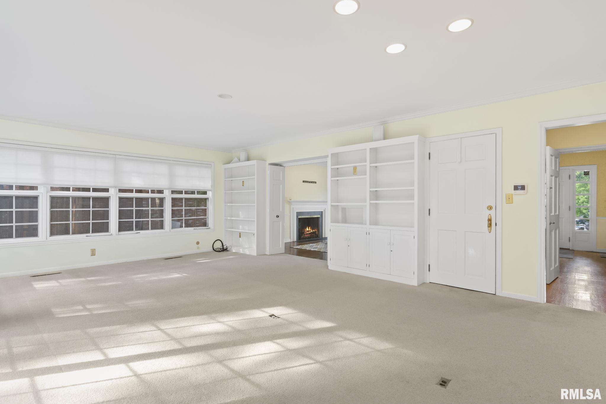 26 PINE TREE Drive