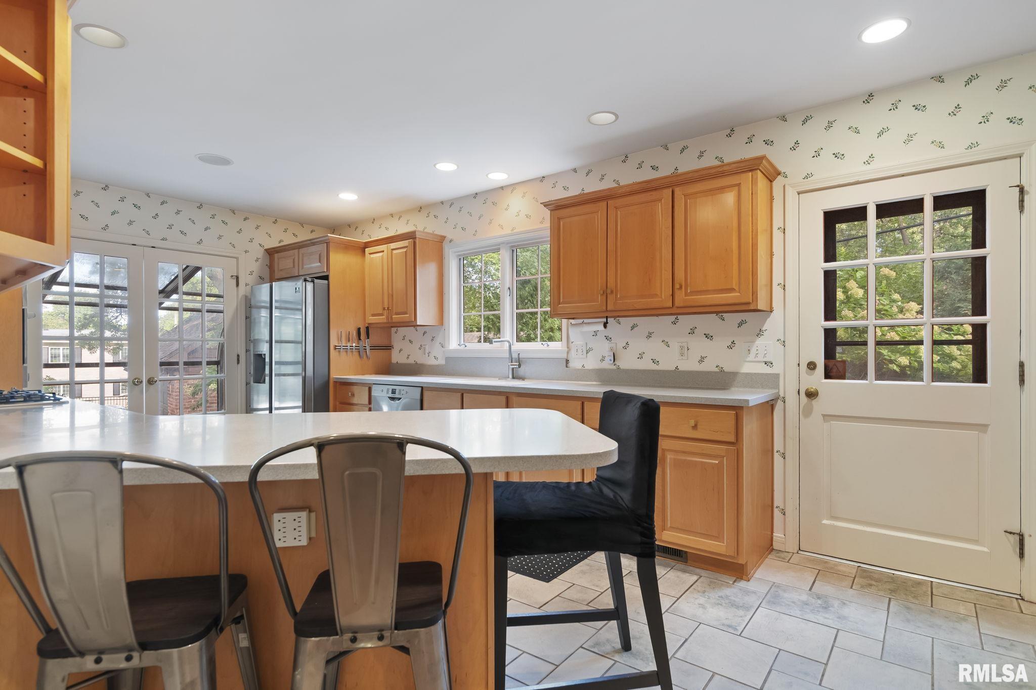 26 PINE TREE Drive