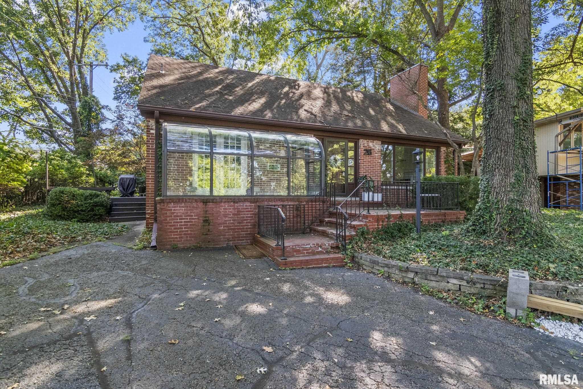 26 PINE TREE Drive