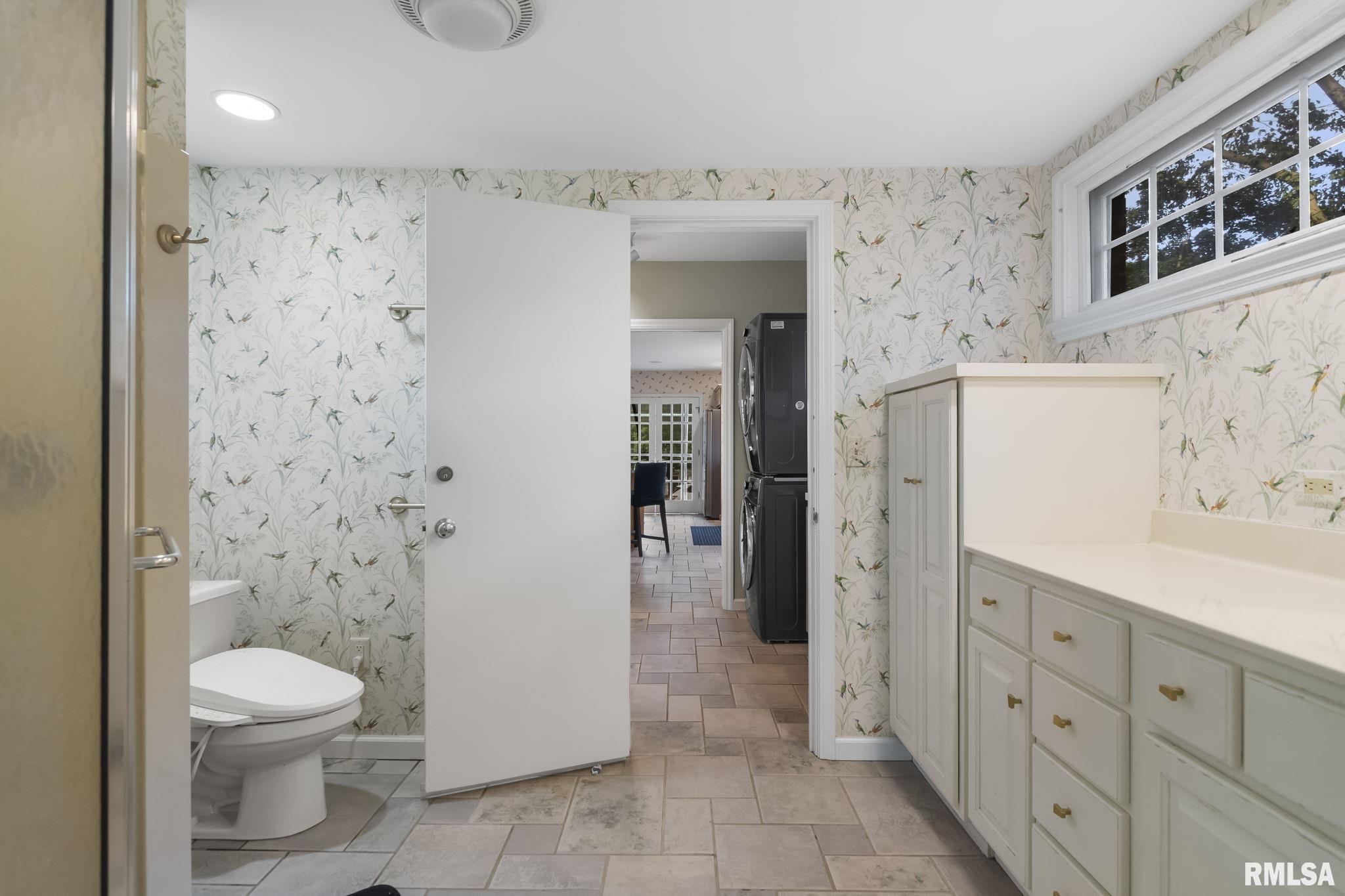 26 PINE TREE Drive