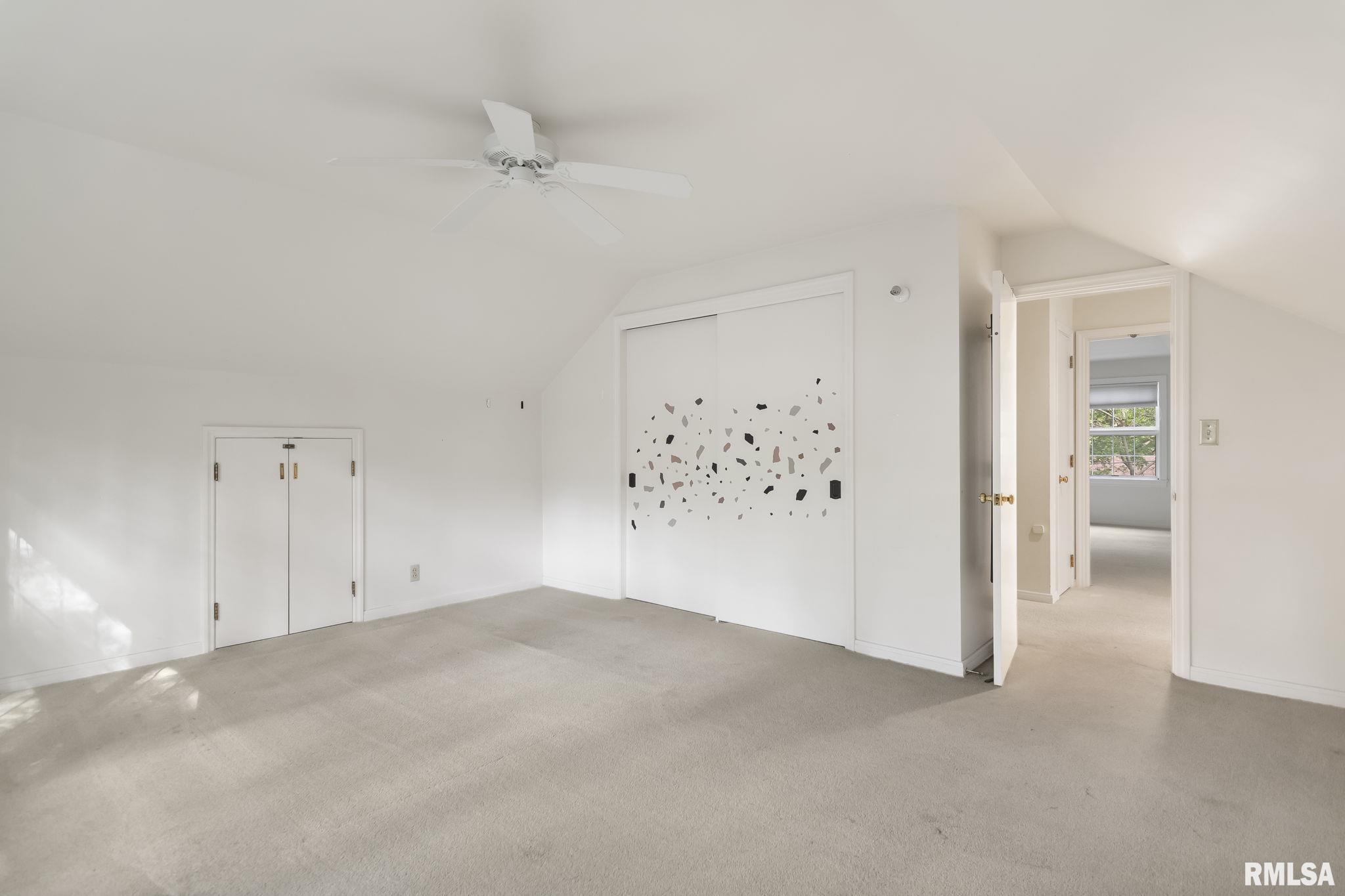 26 PINE TREE Drive