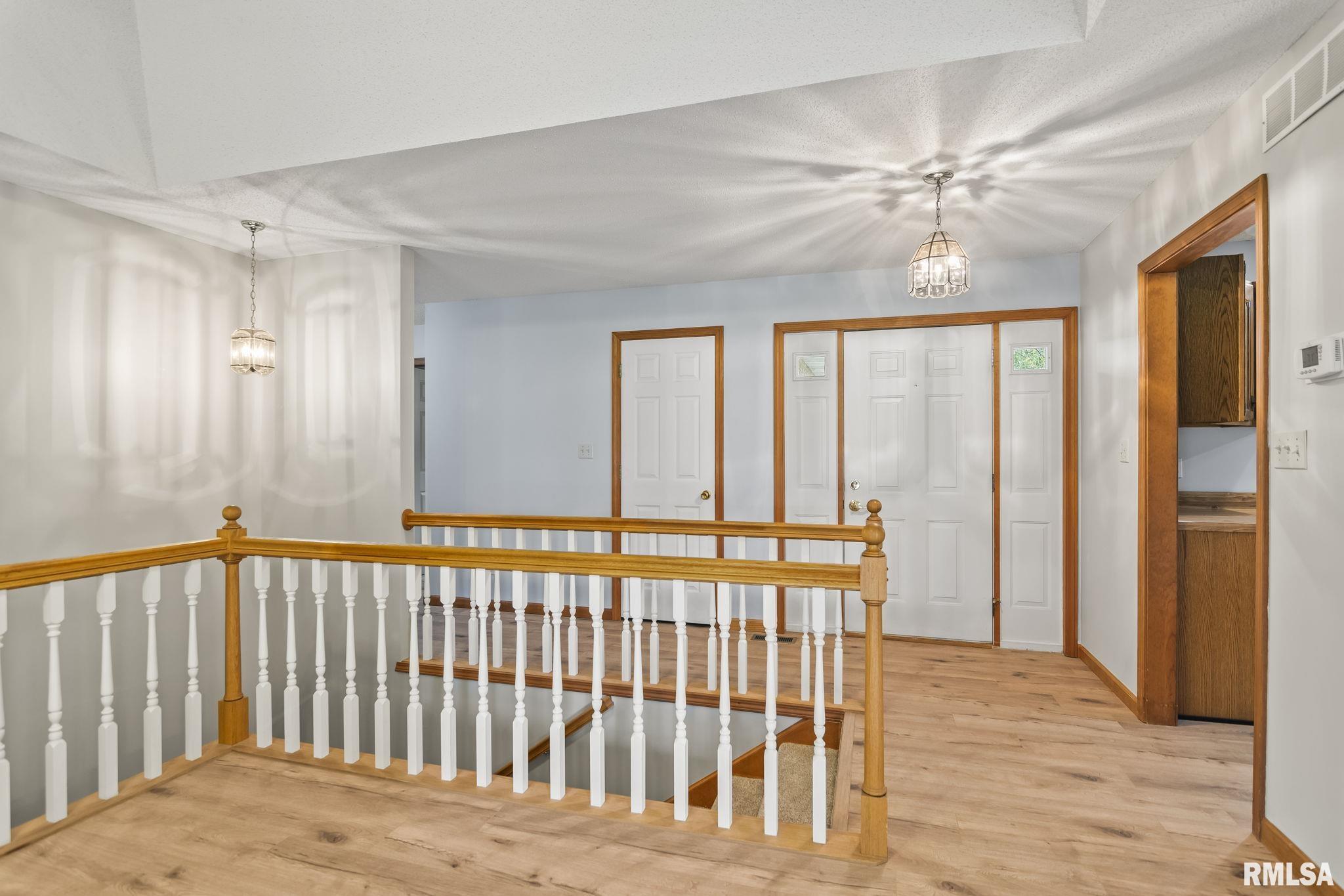 60 Heirloom Terrace