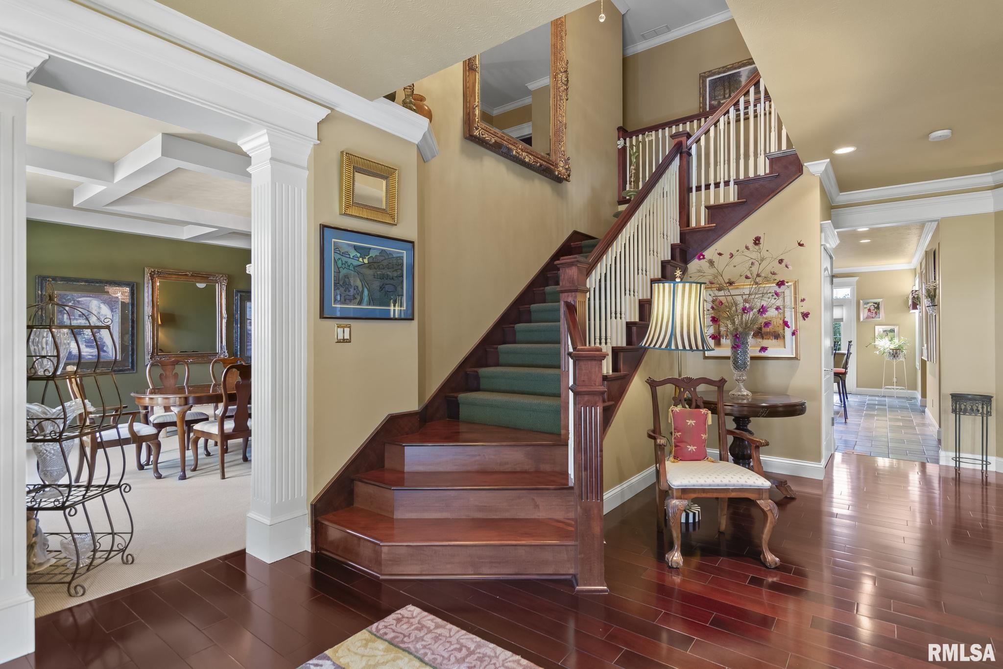1604 HUBBARD Lane