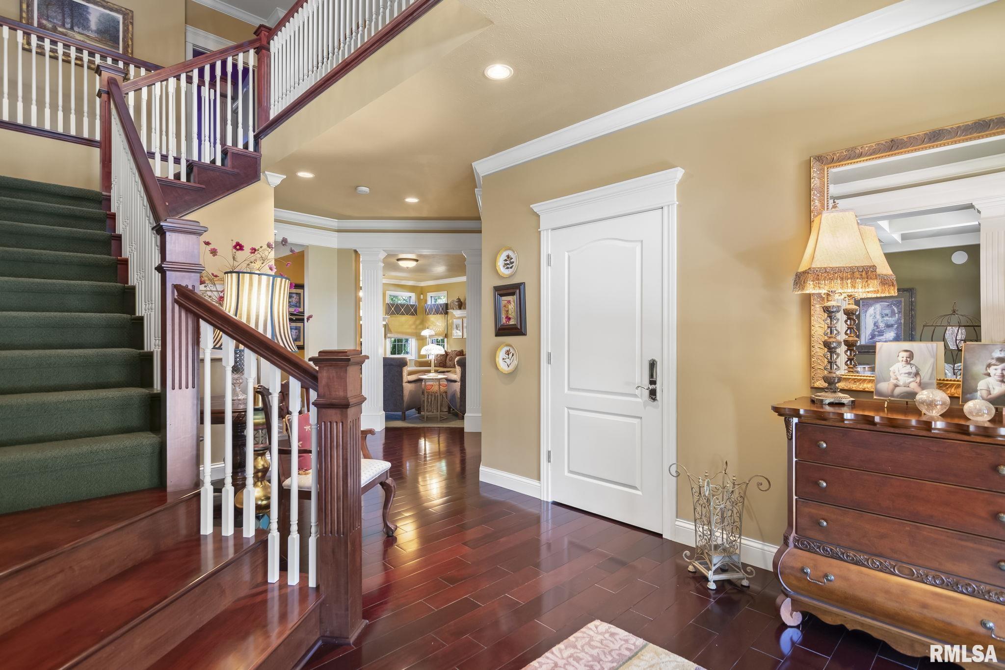 1604 HUBBARD Lane