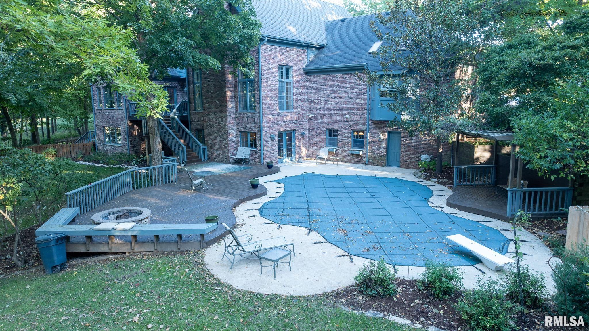 843 COVENTRY Point