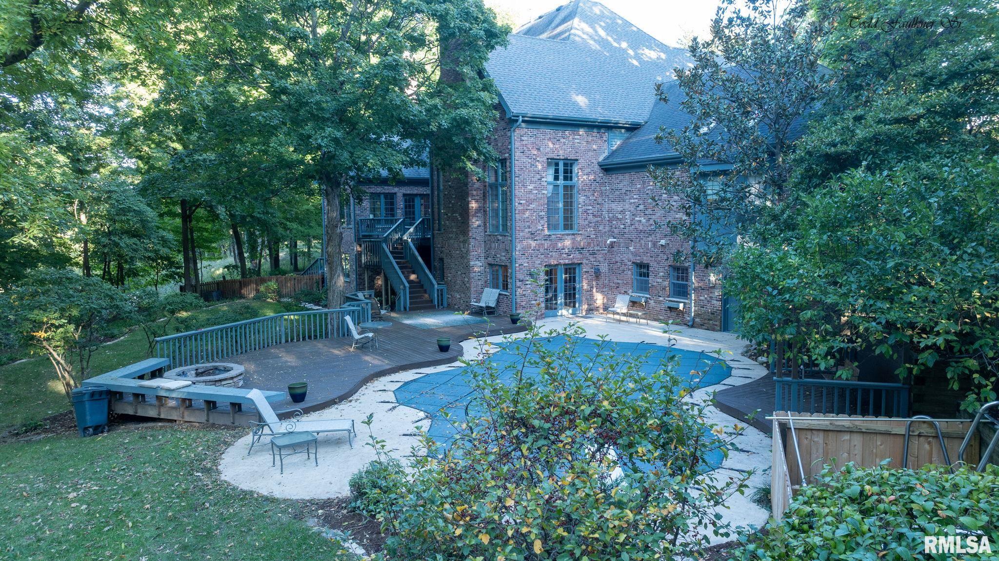 843 COVENTRY Point