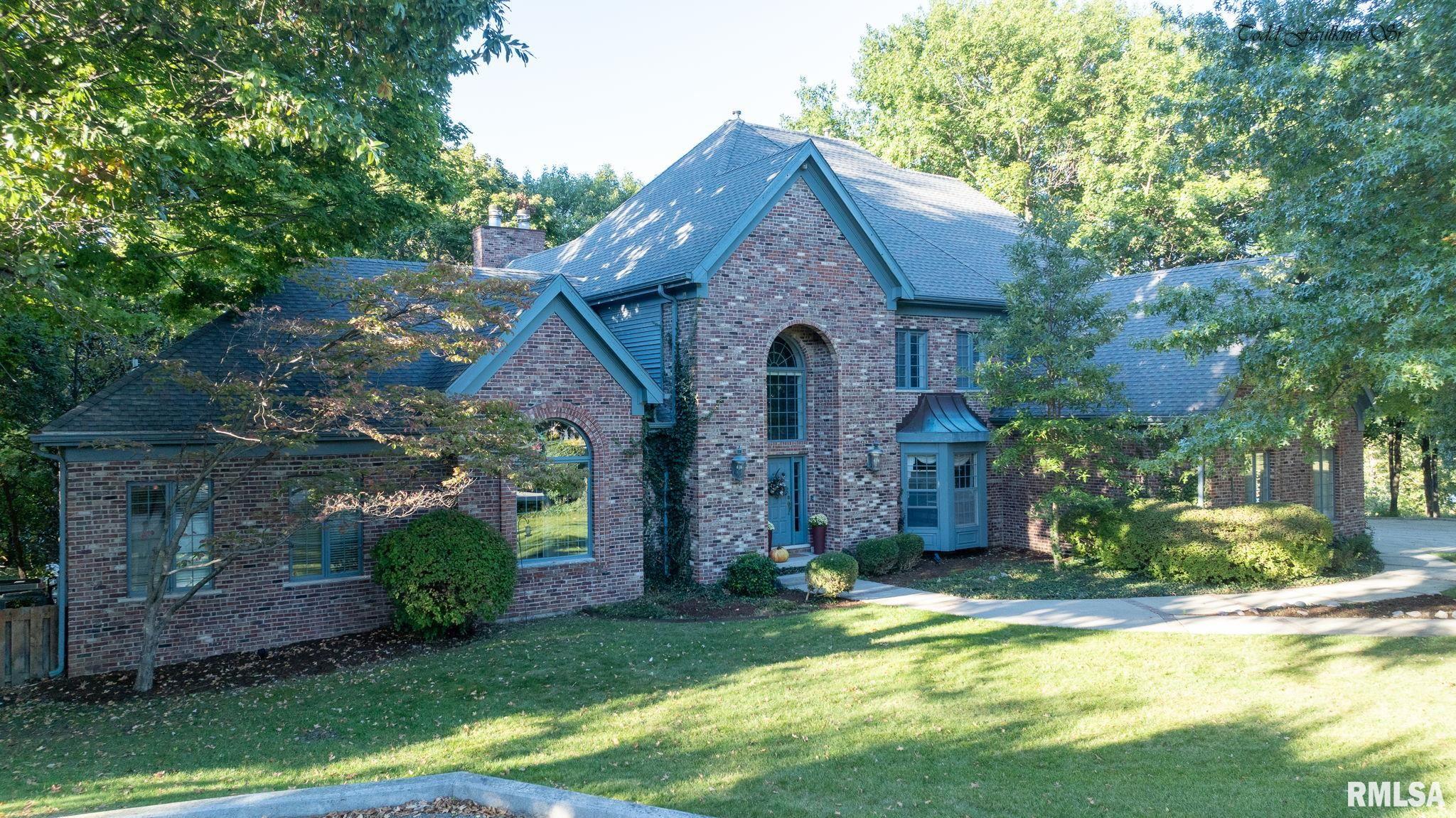 843 COVENTRY Point