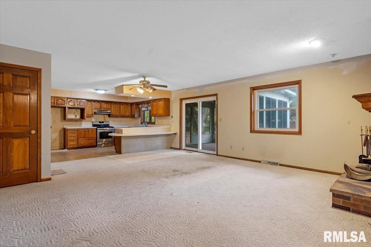 4132 Crocus Drive