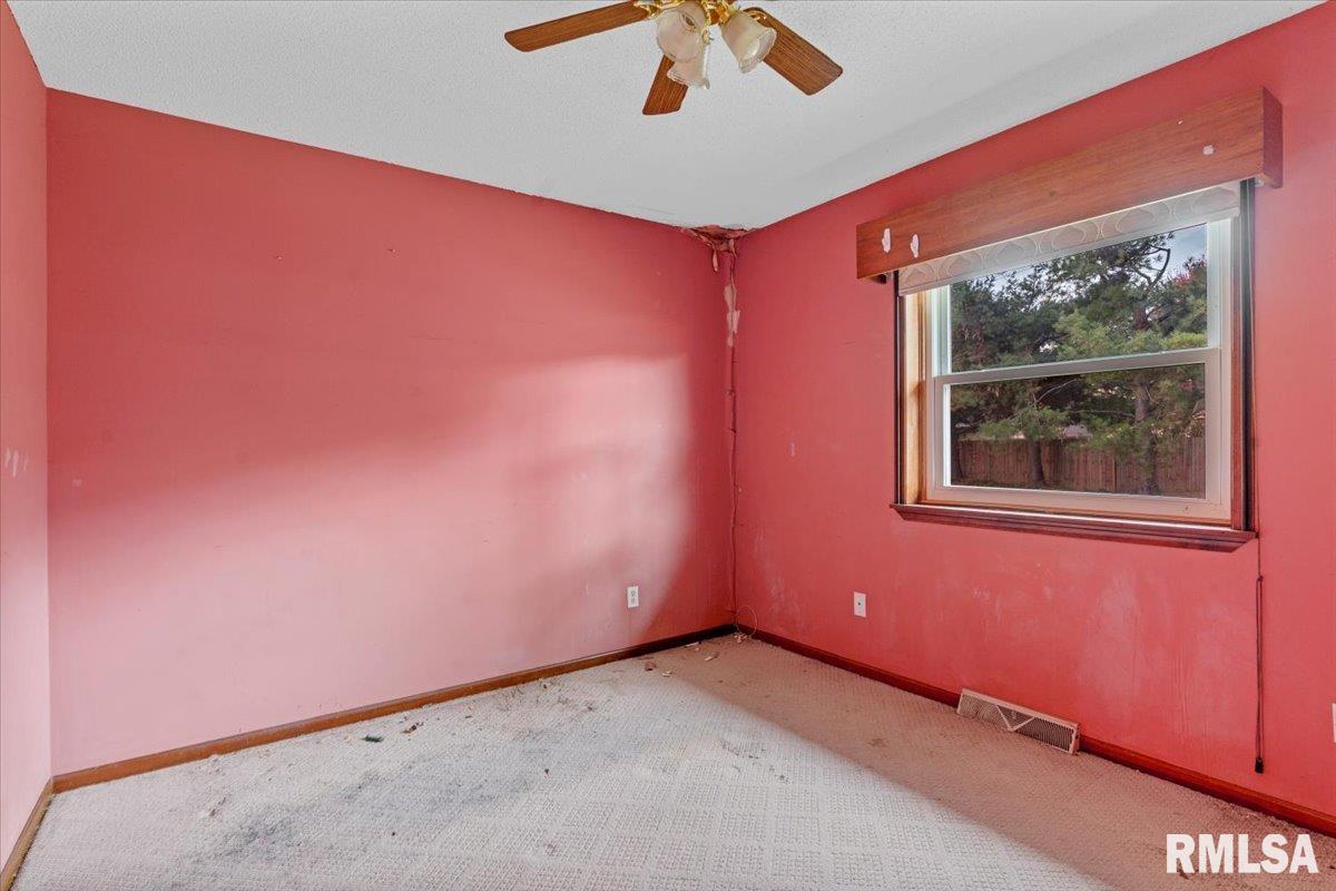 4132 Crocus Drive