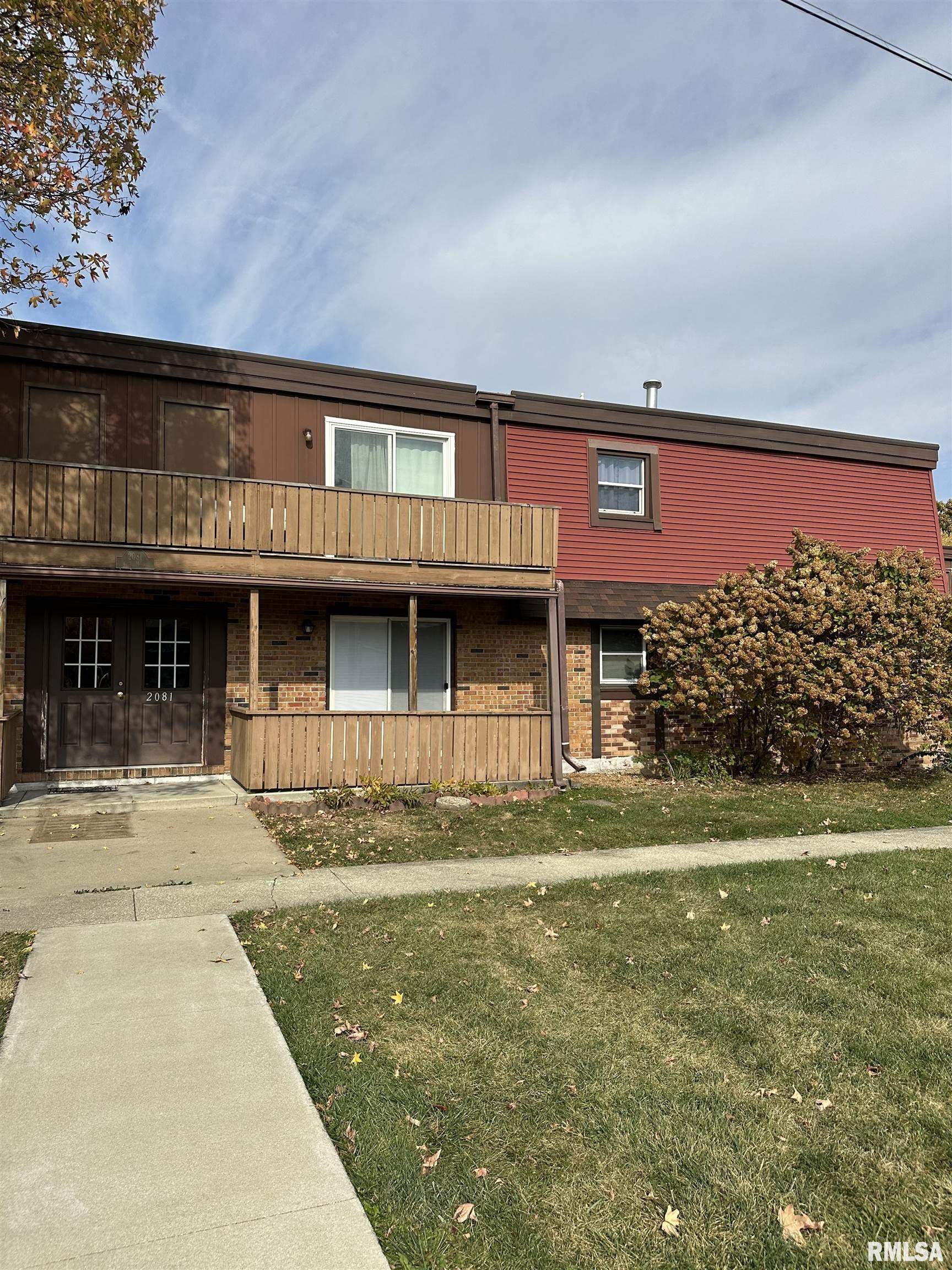 2081 W MONROE Street Unit: 2