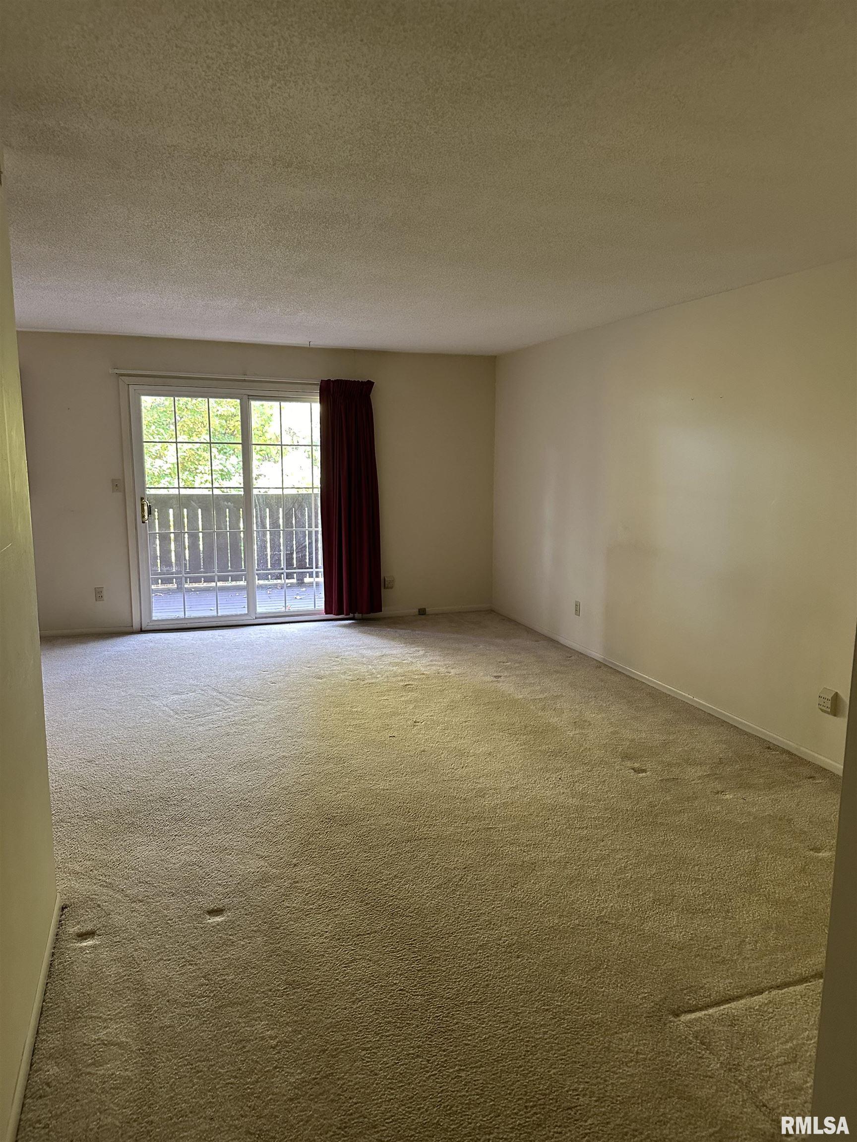 2081 W MONROE Street Unit: 2