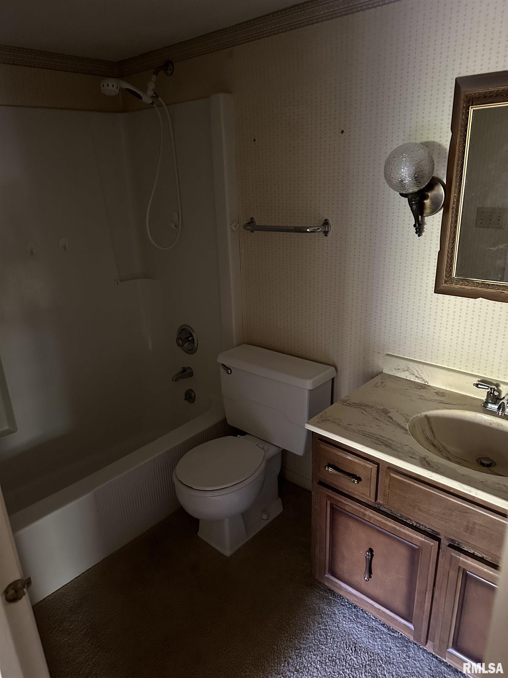 2081 W MONROE Street Unit: 2