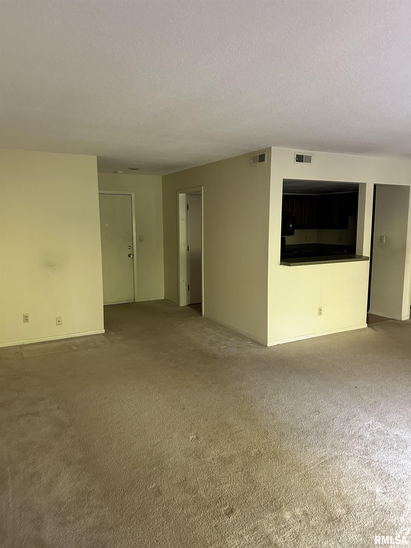 2081 W MONROE Street Unit: 2
