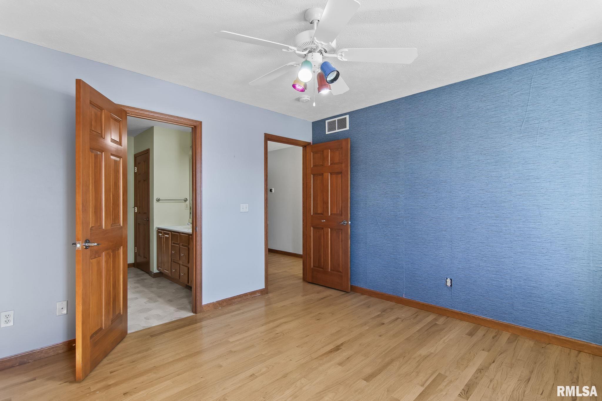 4005 Southwoods Road
