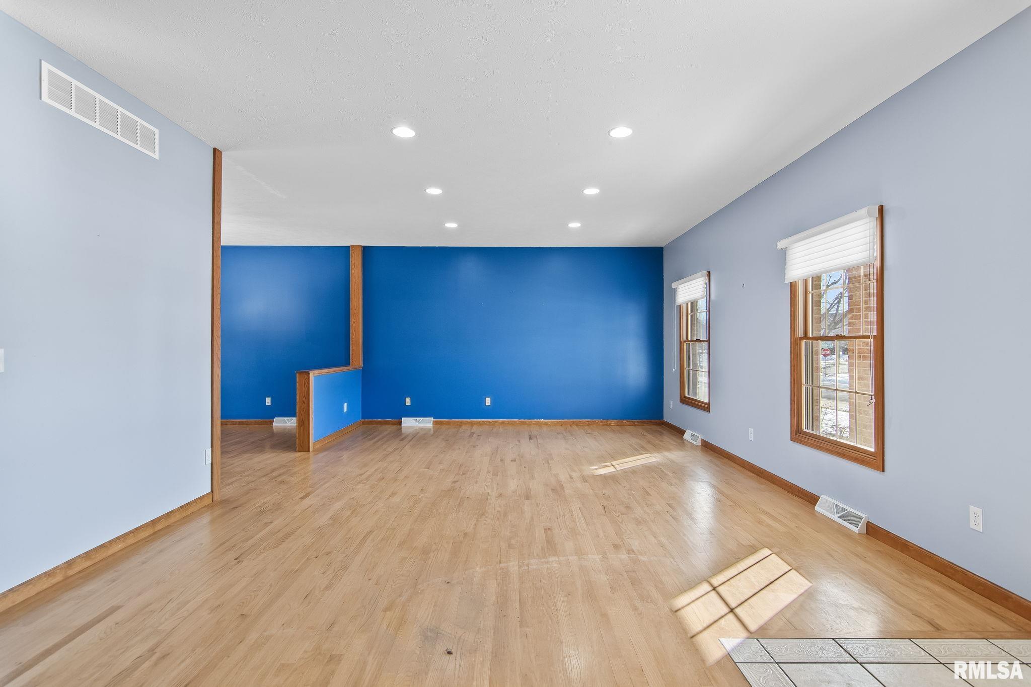4005 Southwoods Road