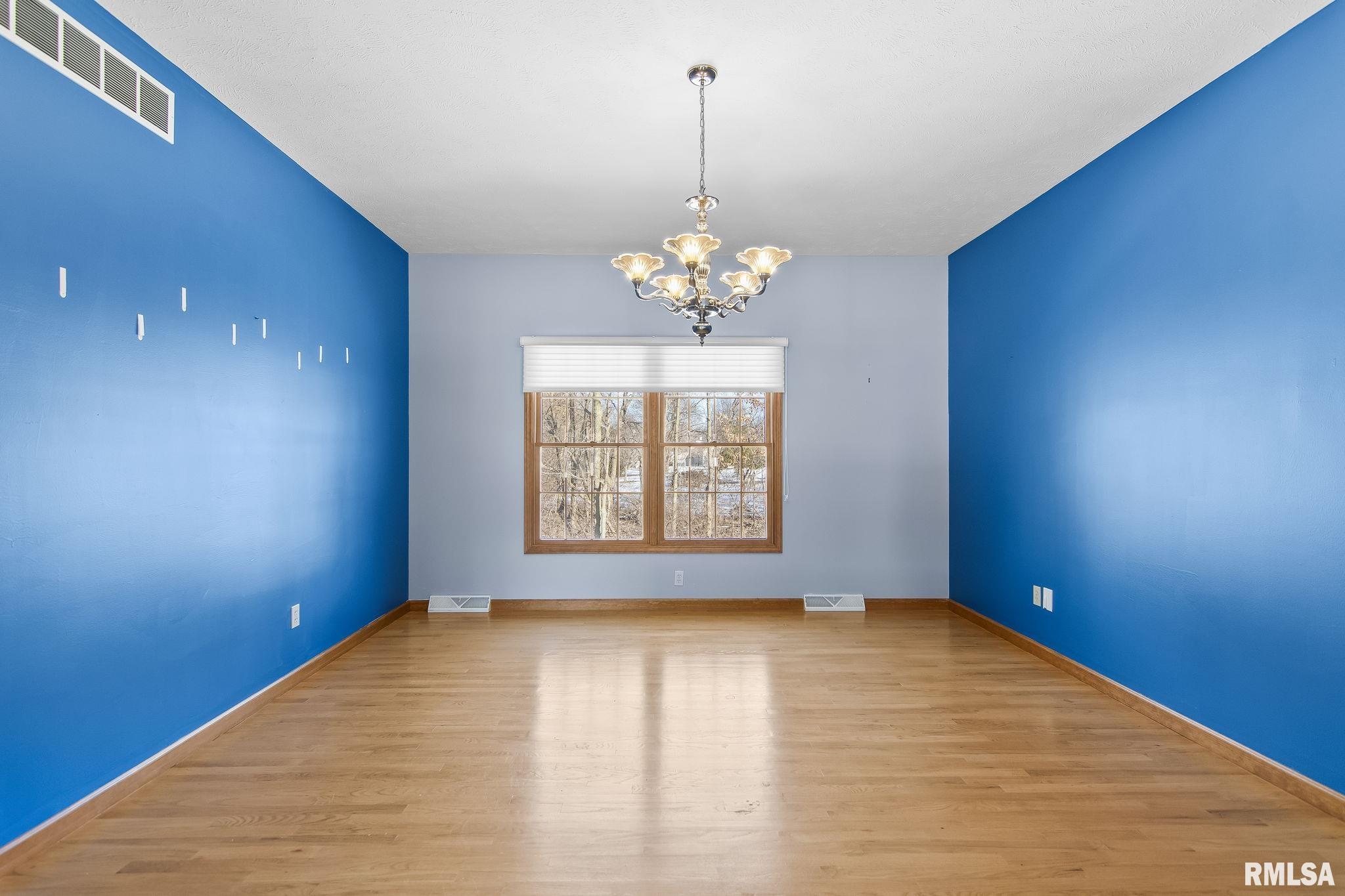 4005 Southwoods Road