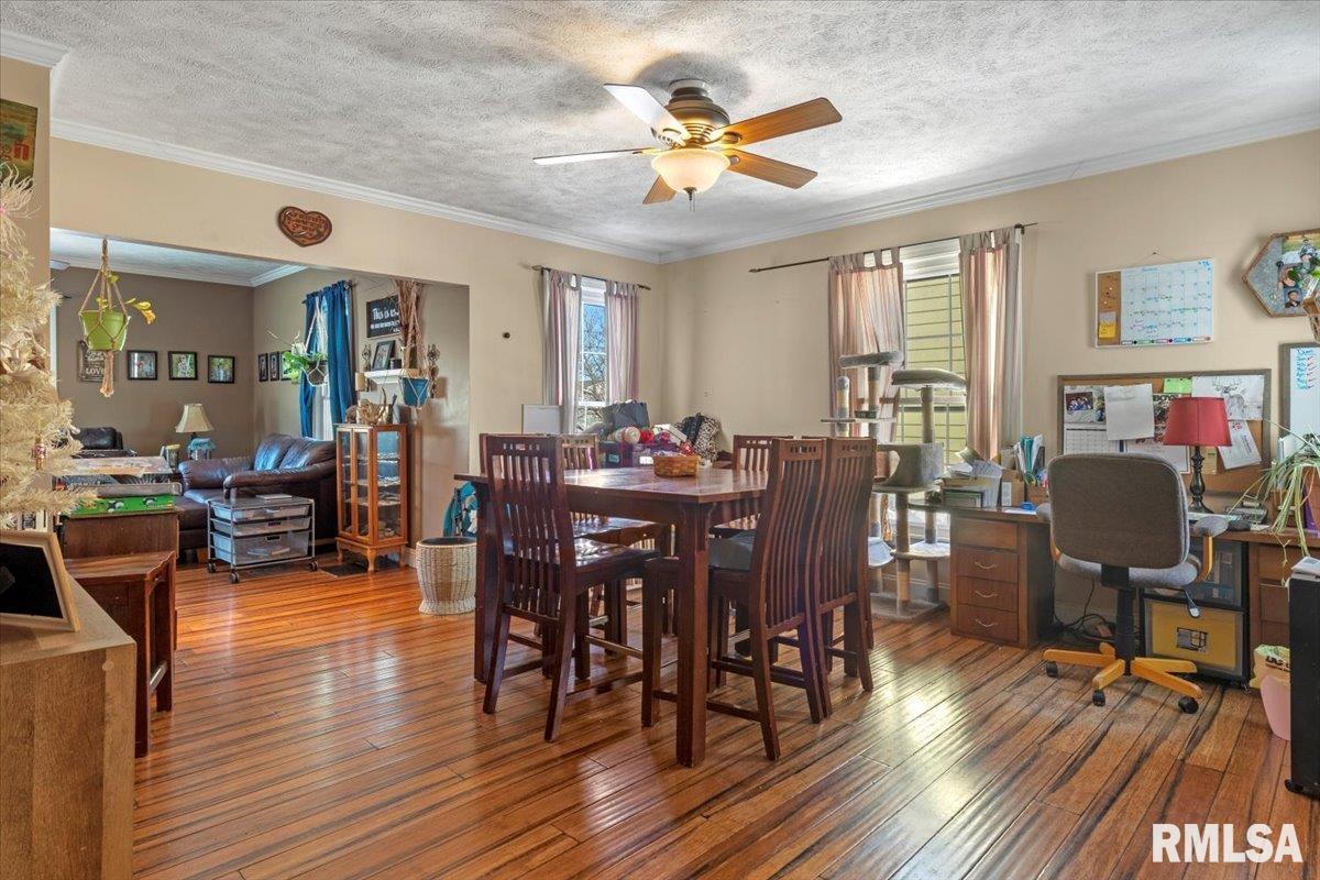 386 W Prairie Street