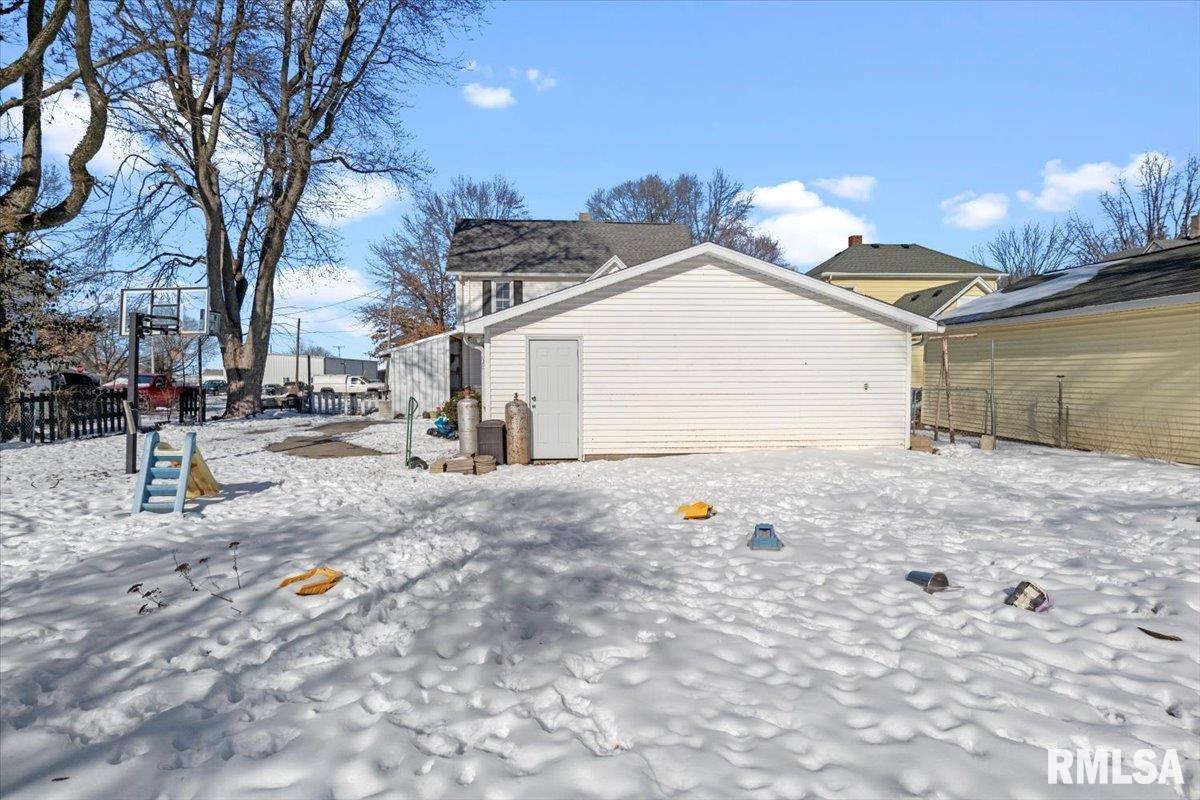 386 W Prairie Street