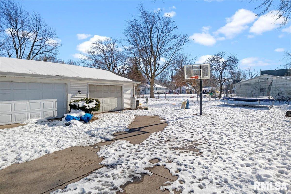 386 W Prairie Street