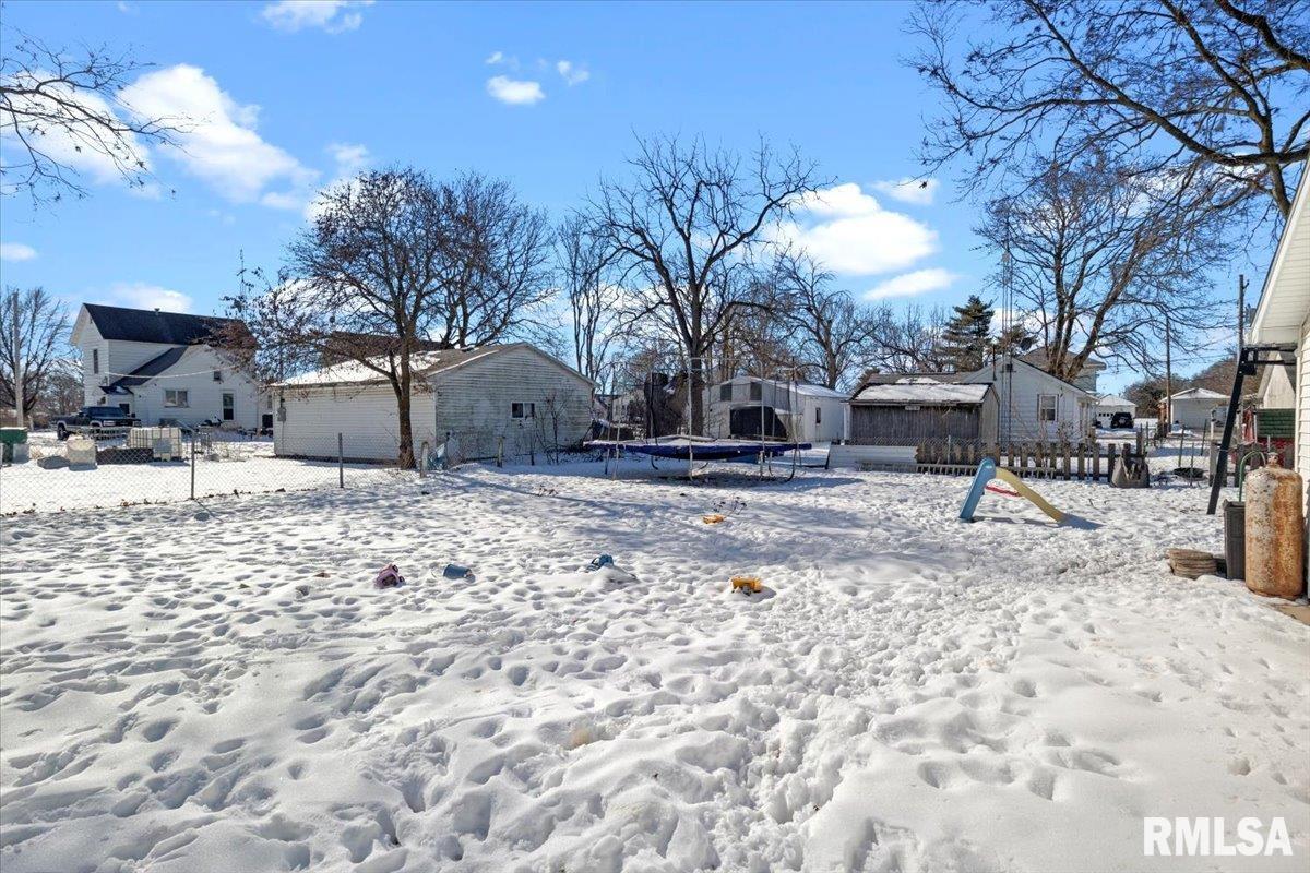 386 W Prairie Street