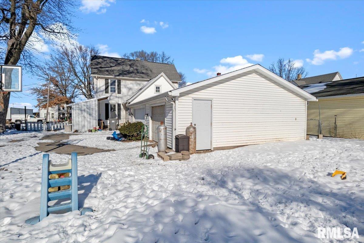 386 W Prairie Street