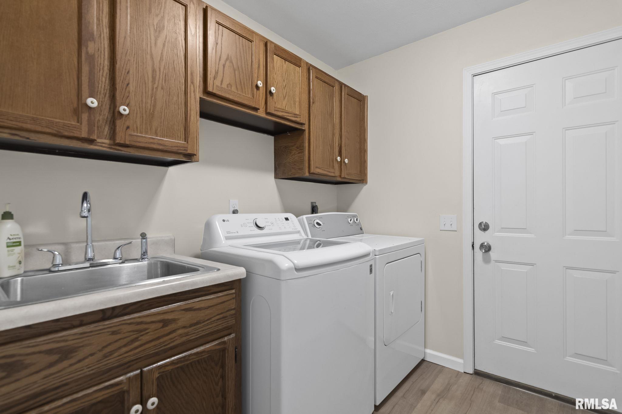 1805 S Buhr Mill Court