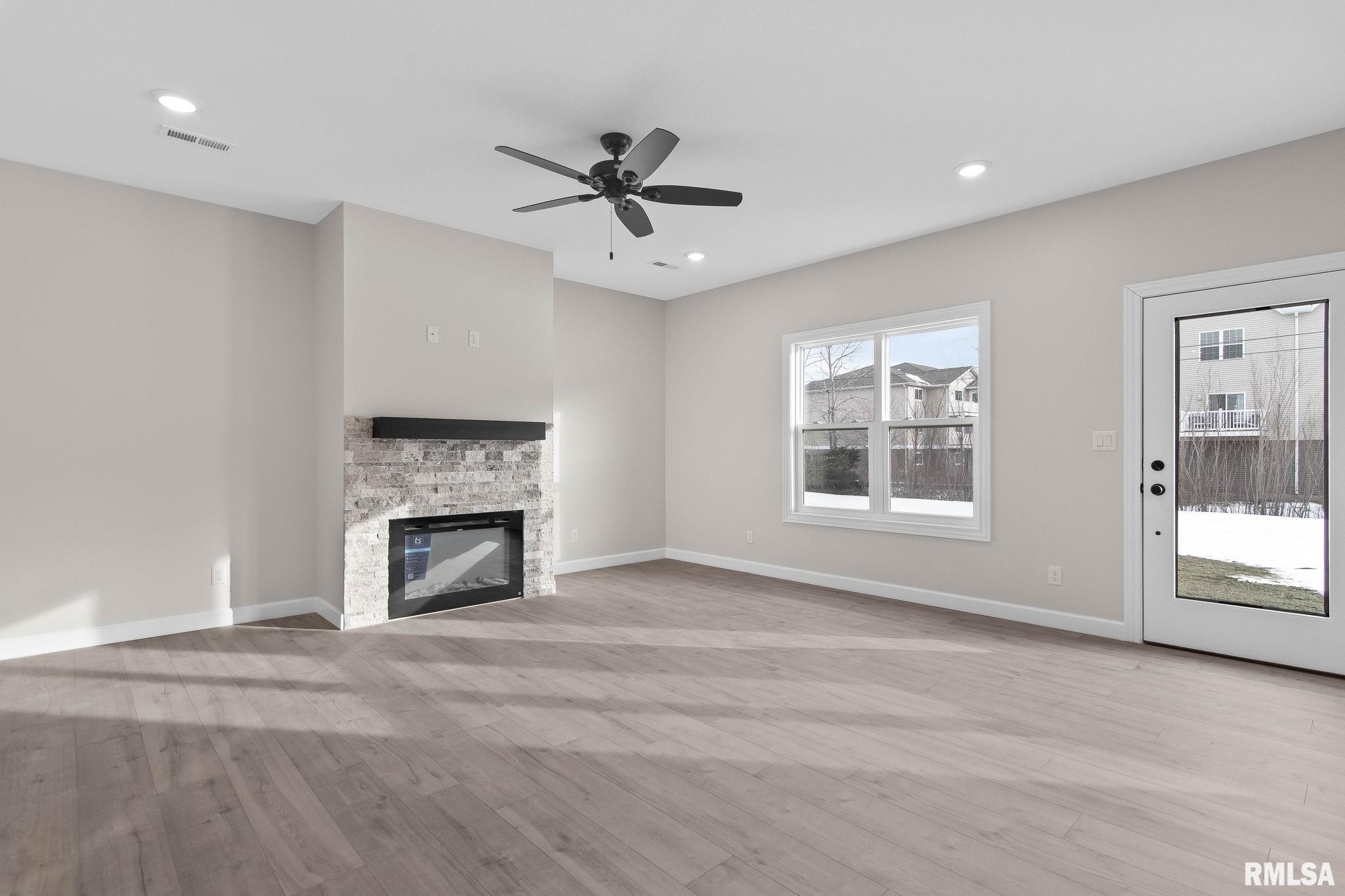 4234 WESTGATE Drive