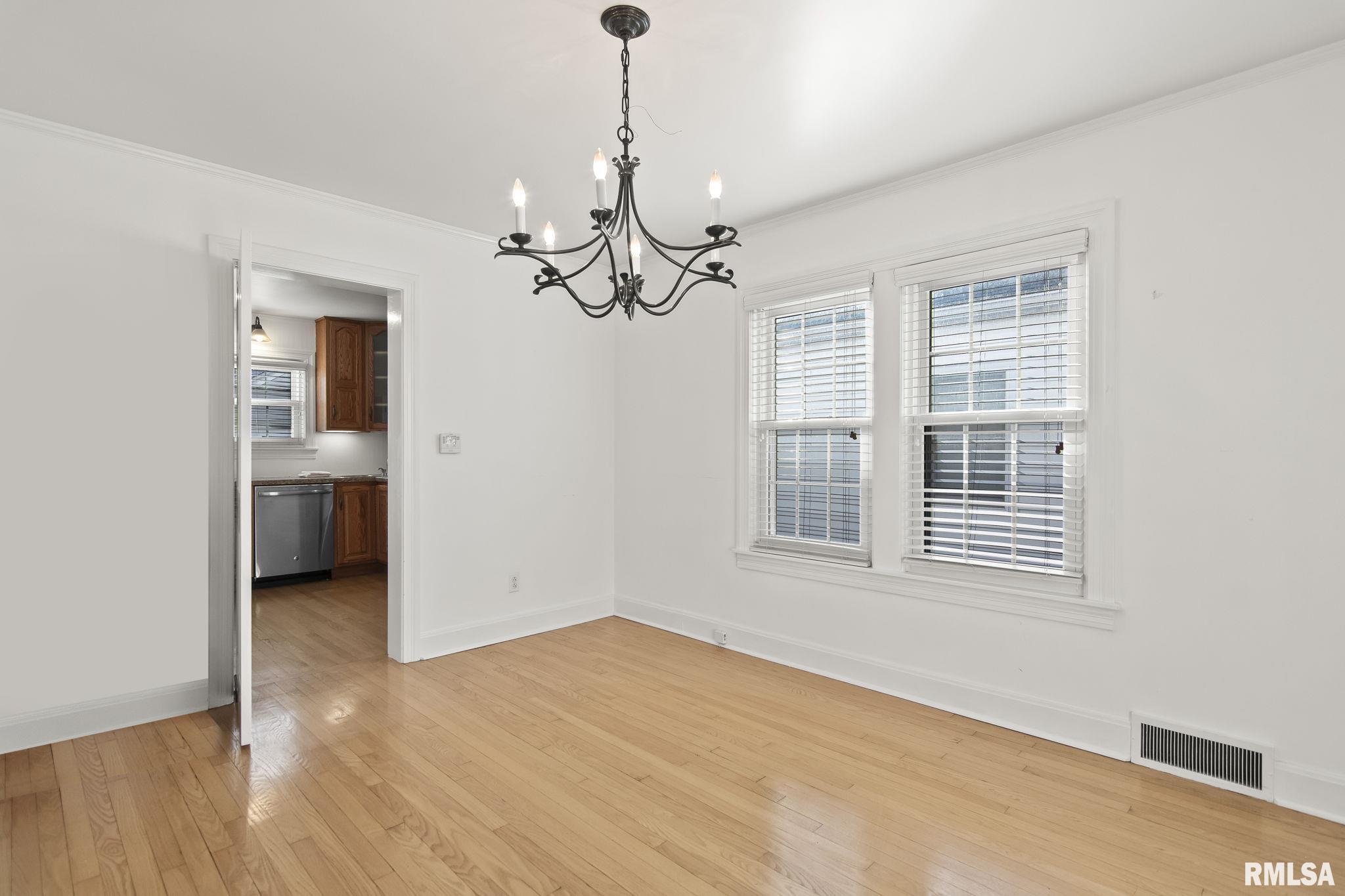 2016 S WHITTIER Avenue