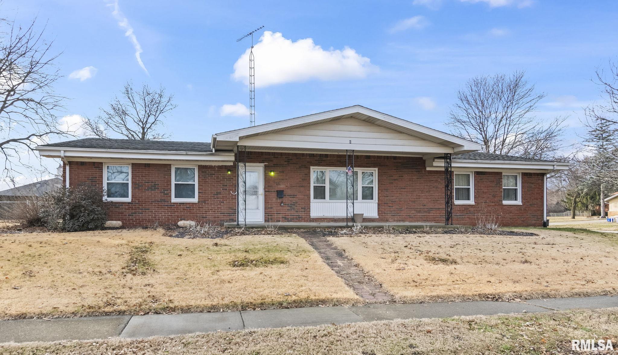 6 ANDOVER Drive