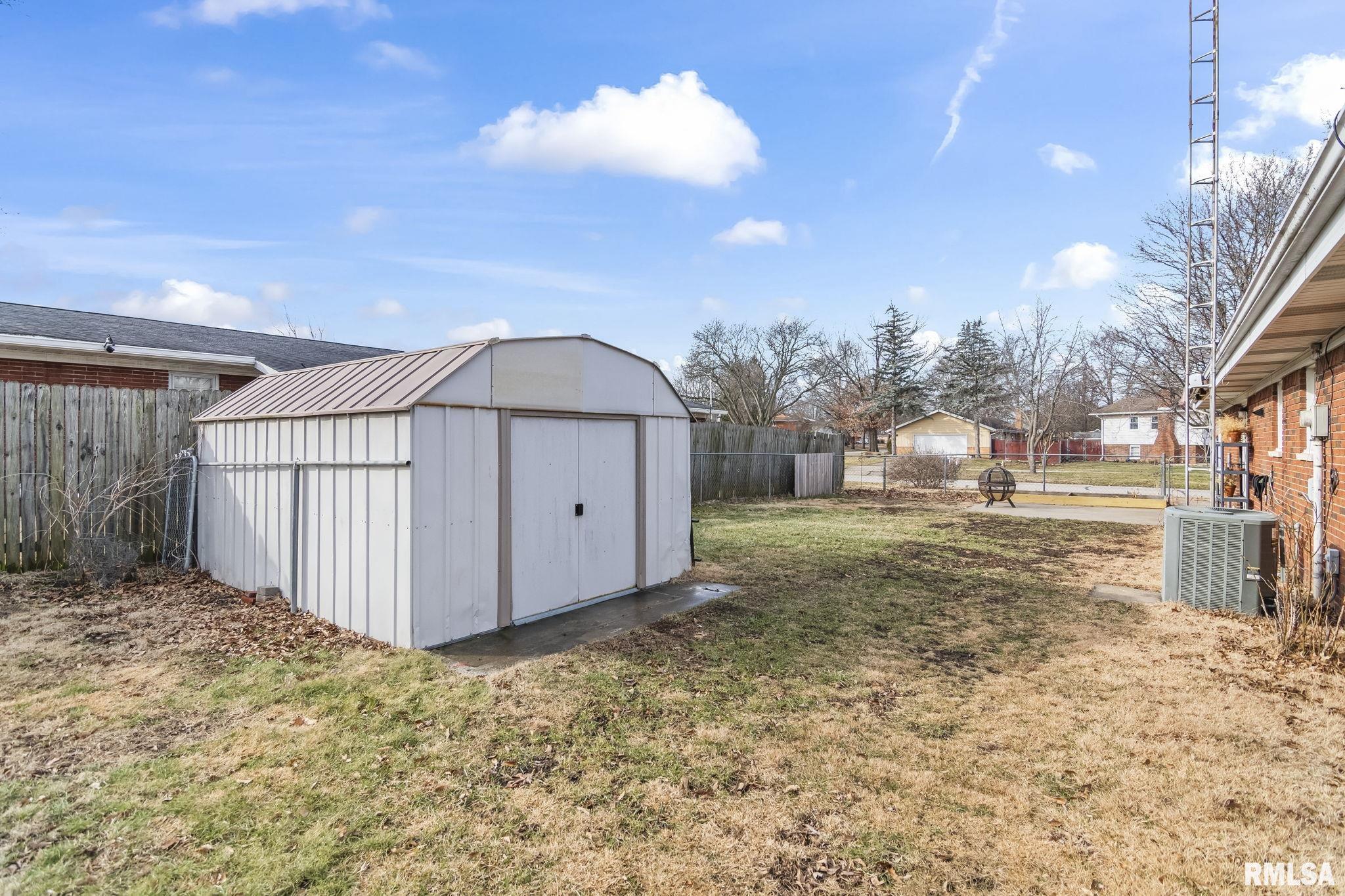 6 ANDOVER Drive
