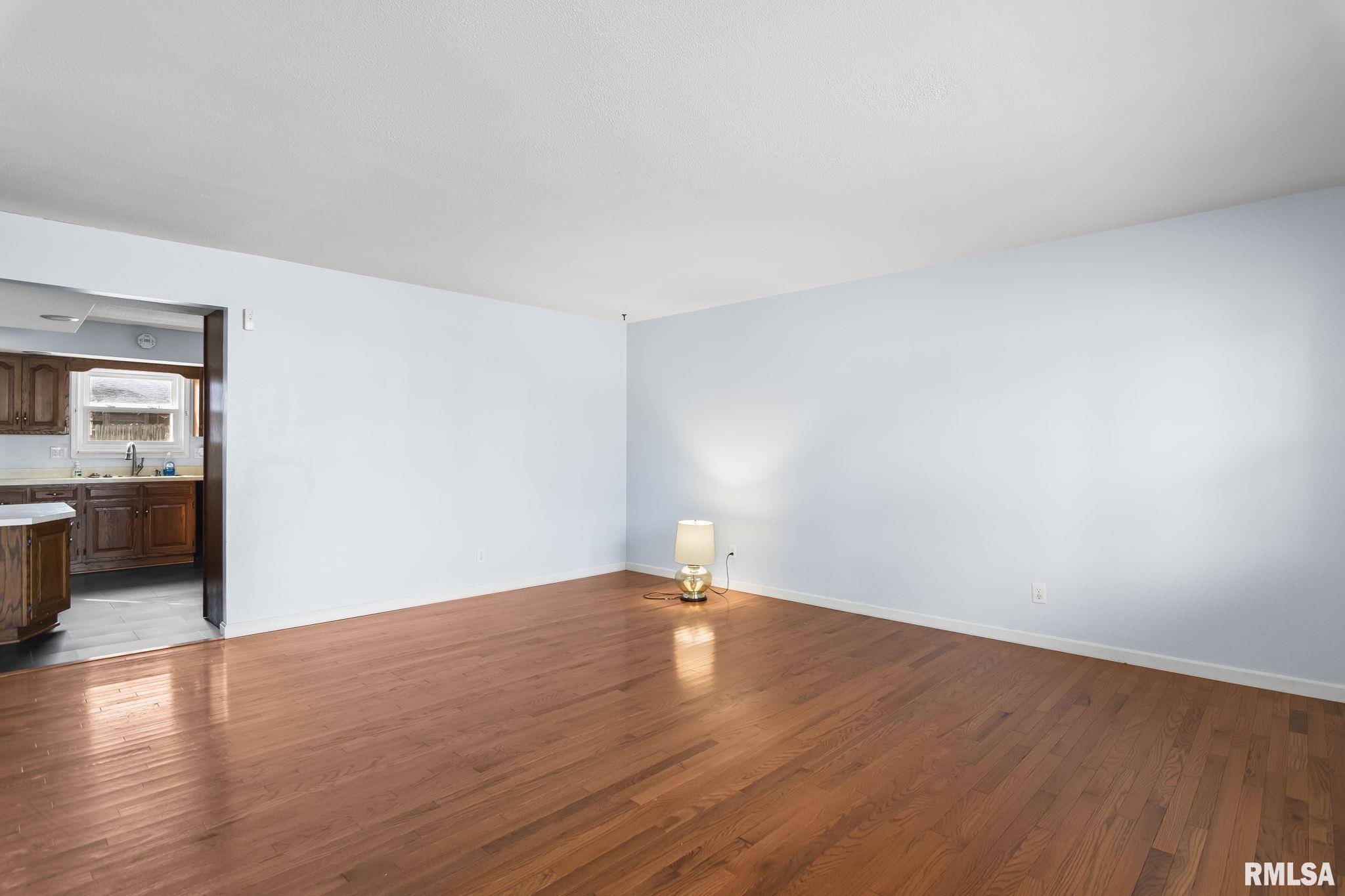 6 ANDOVER Drive