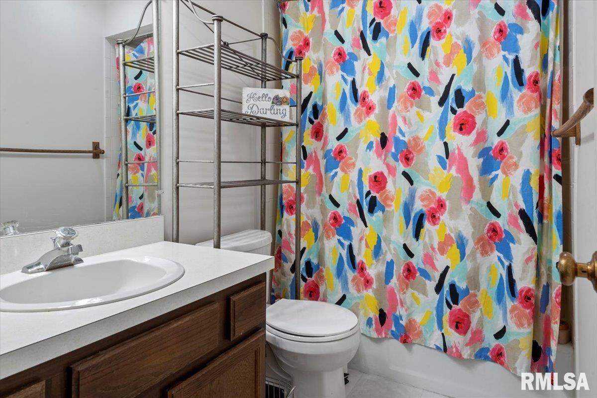 58 COUNTRY Place Unit: 58