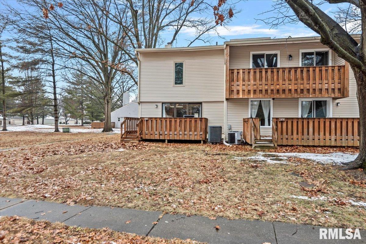 58 COUNTRY Place Unit: 58