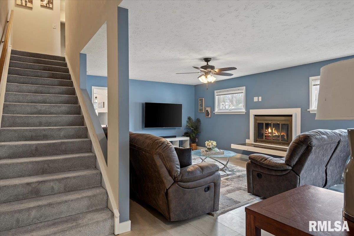 58 COUNTRY Place Unit: 58