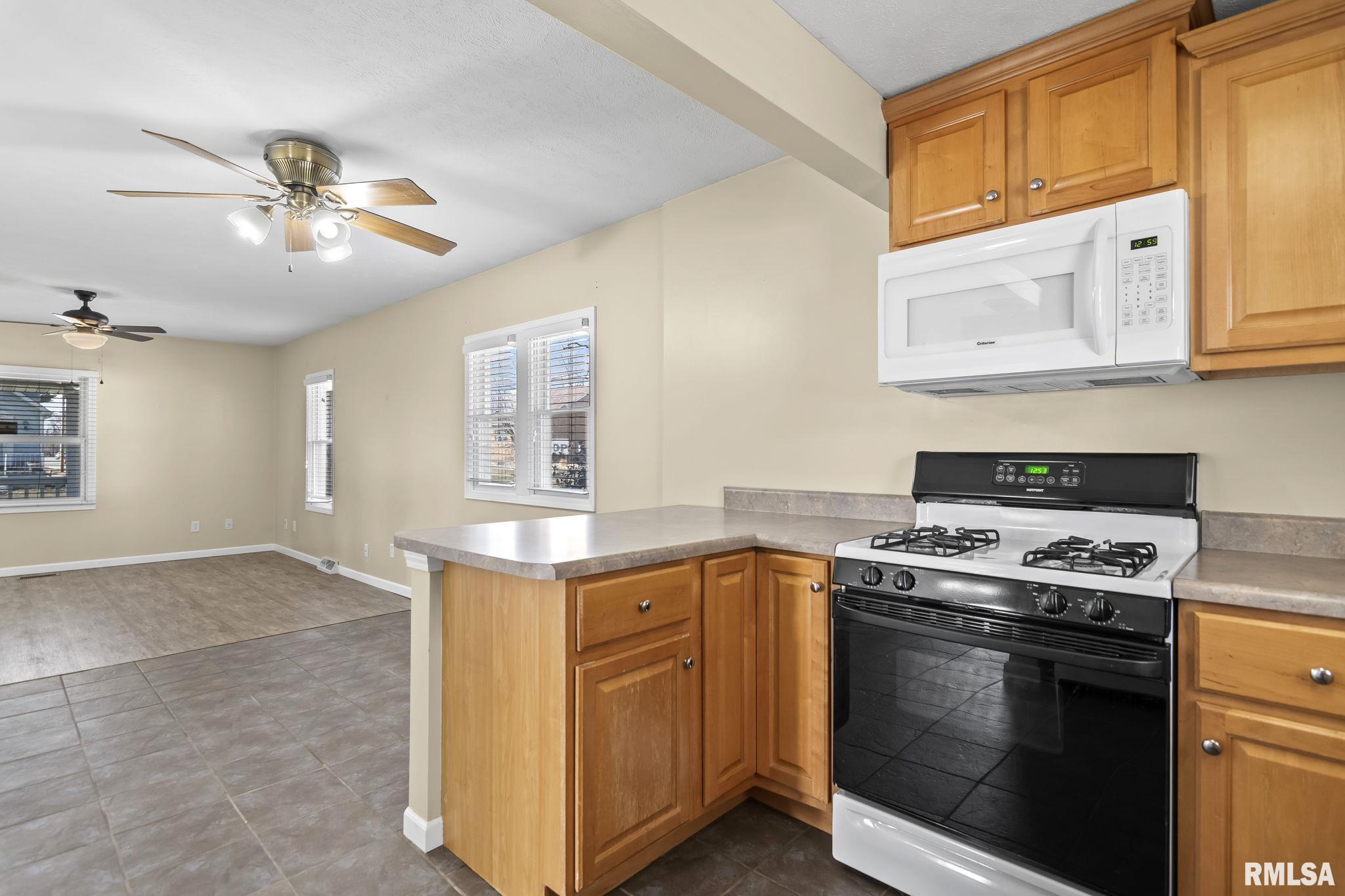 3300 S 4TH Street