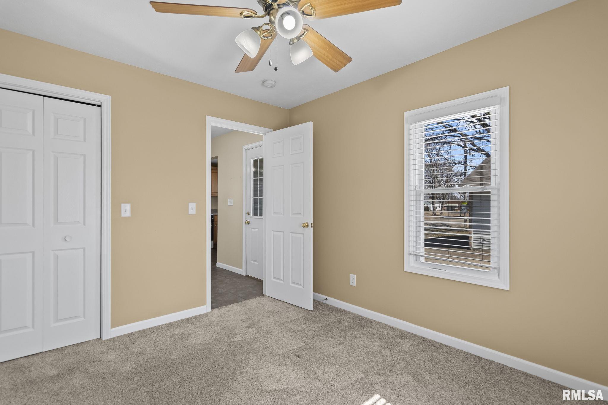 3300 S 4TH Street