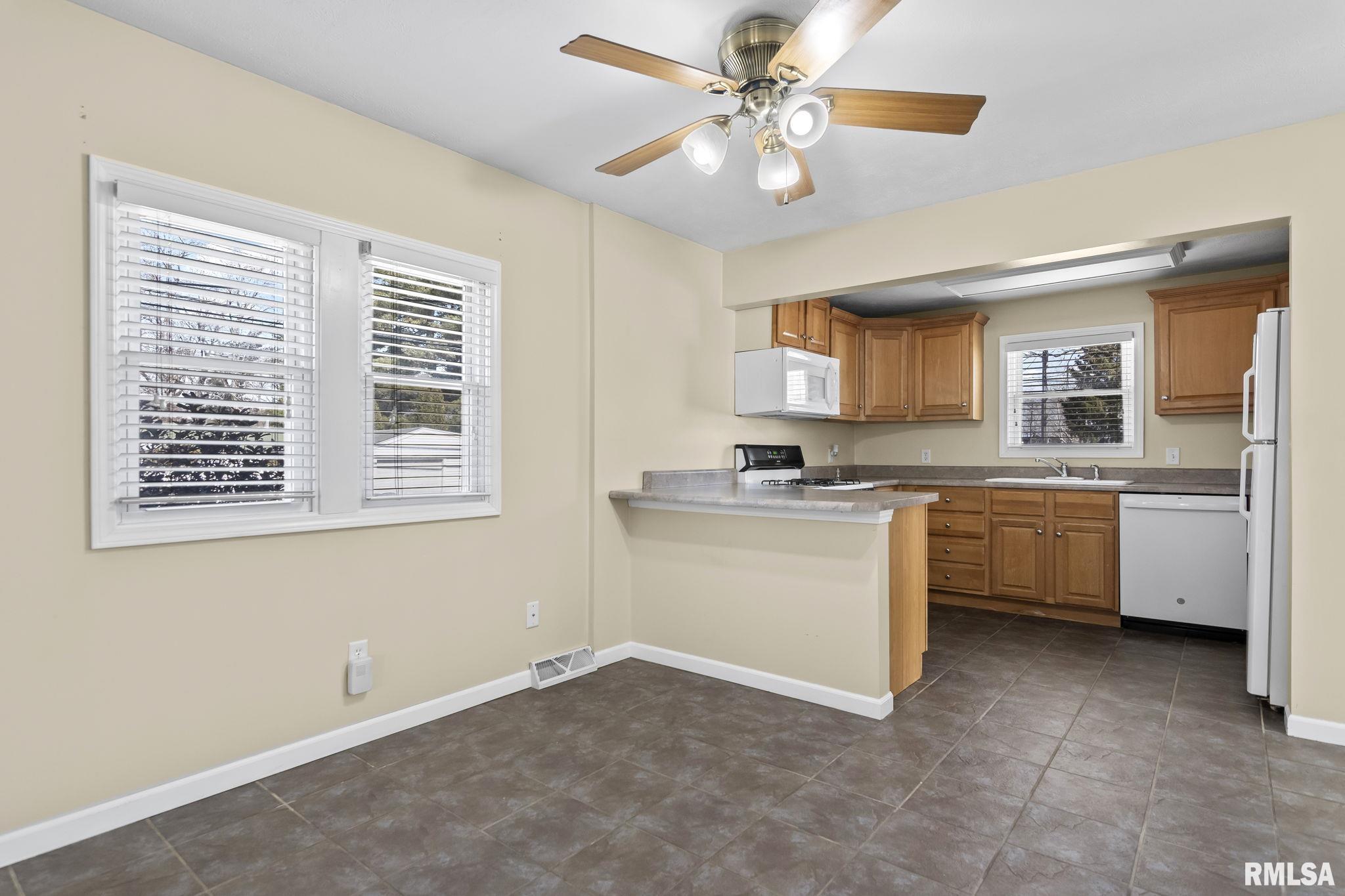 3300 S 4TH Street