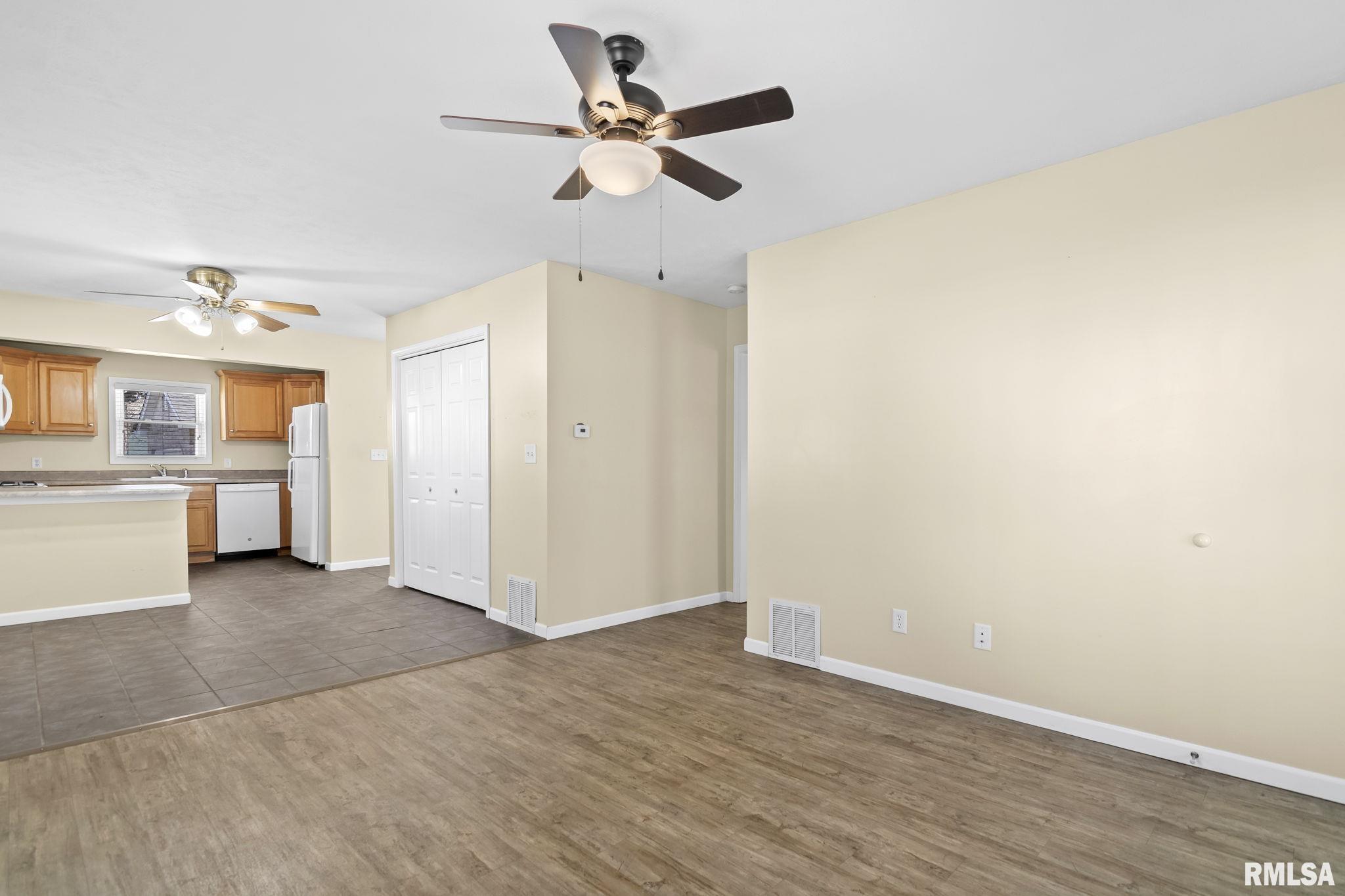 3300 S 4TH Street