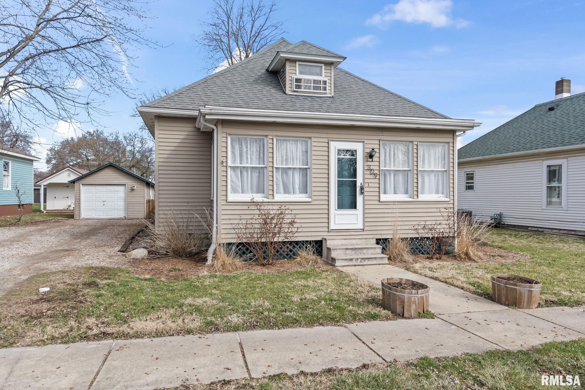 309 E Harpole Street