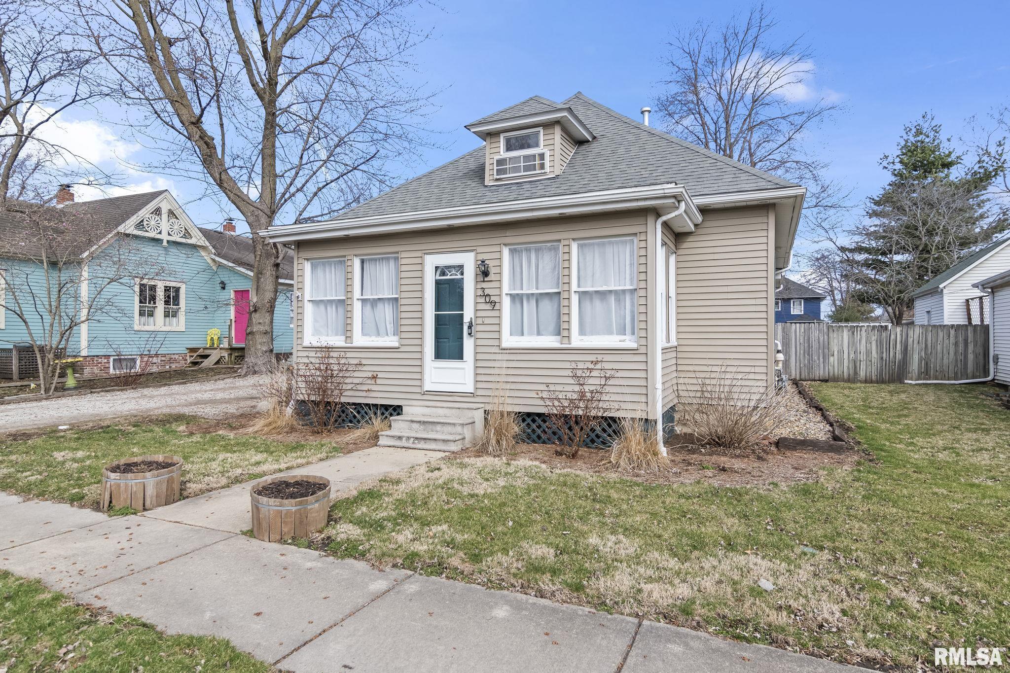309 E Harpole Street
