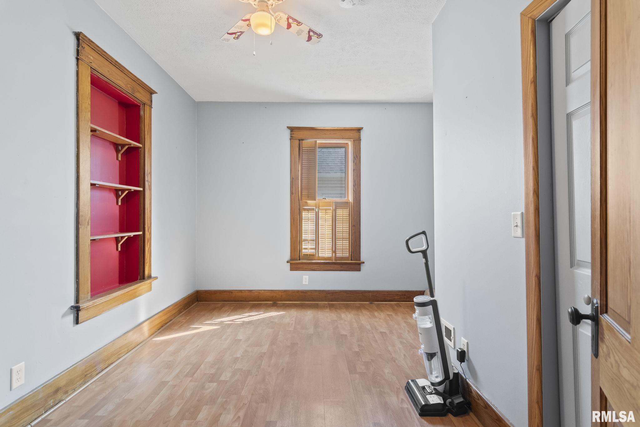 309 E Harpole Street