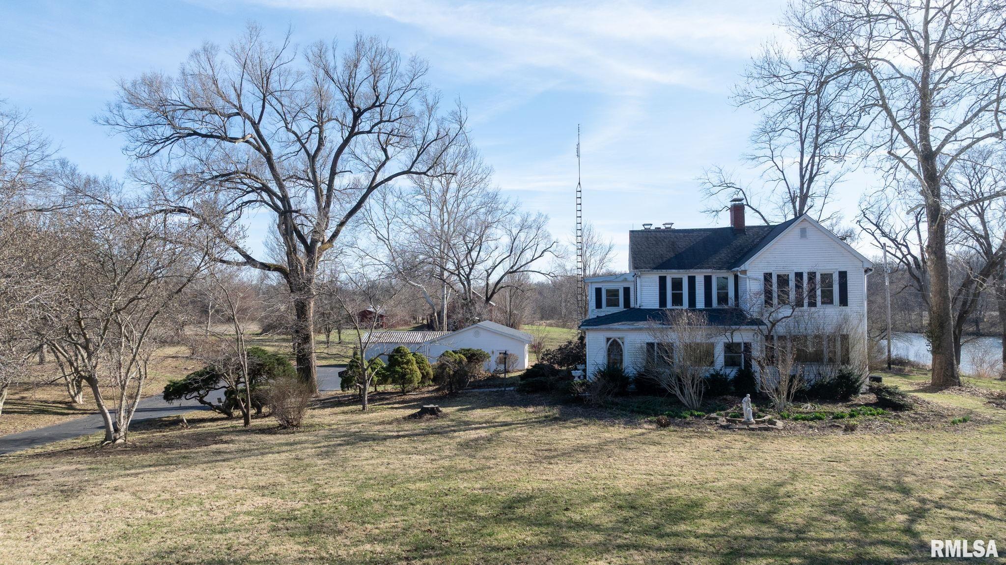 570 W ANDREW Road