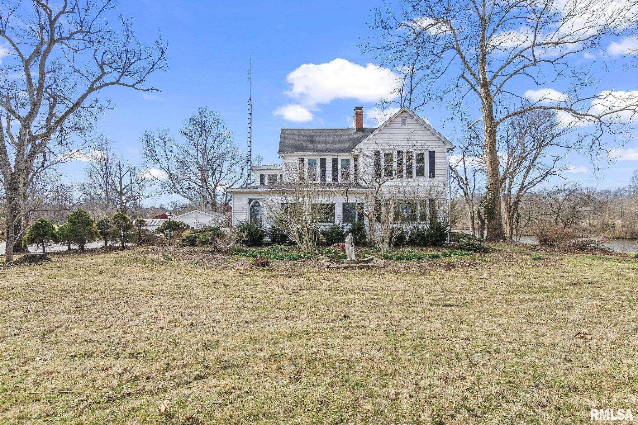 570 W ANDREW Road
