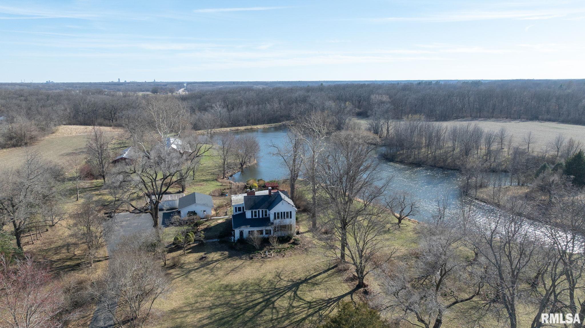 570 W ANDREW Road