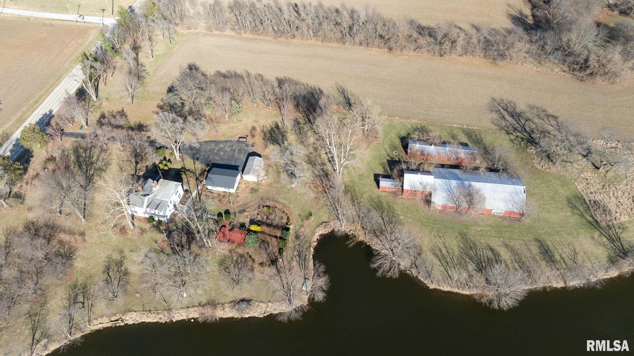 570 W ANDREW Road