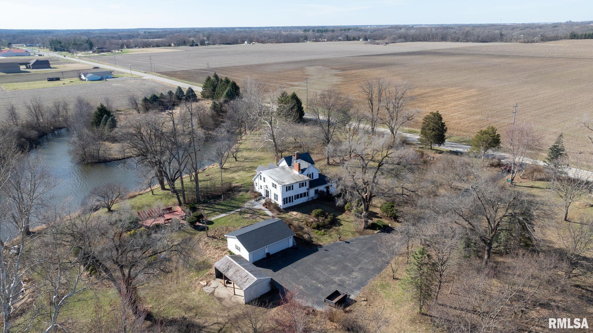 570 W ANDREW Road