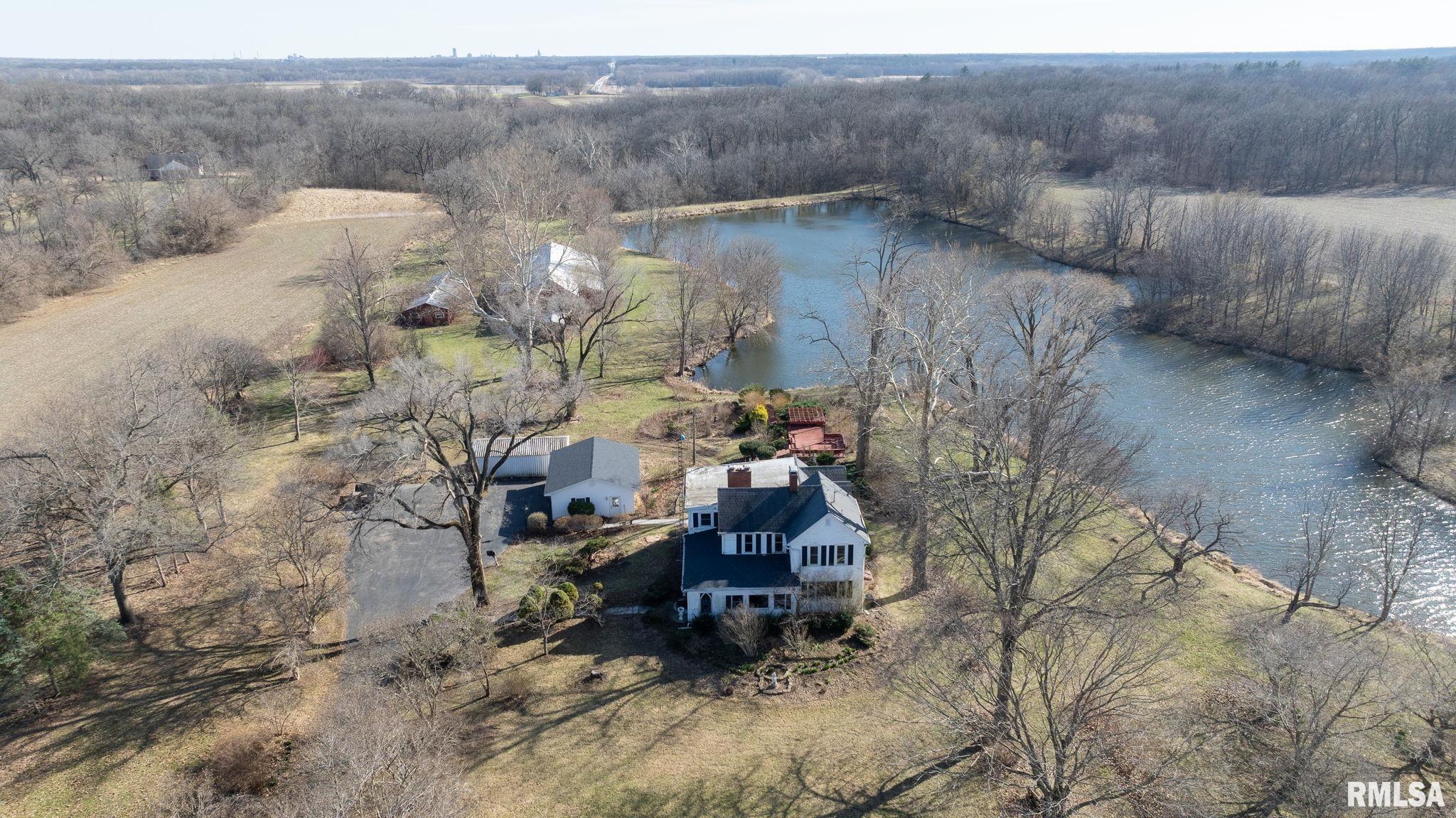 570 W ANDREW Road