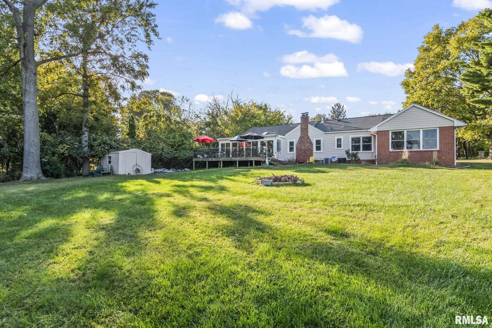 108 E Hazel Dell Lane
